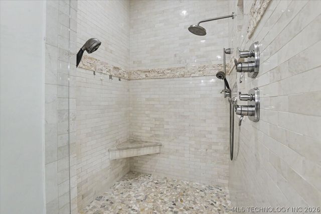 6133 E 138th Street S, Bixby, OK 74008