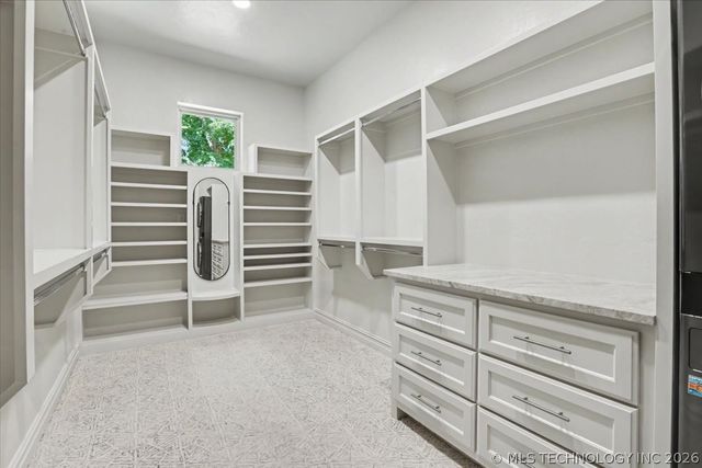 6133 E 138th Street S, Bixby, OK 74008