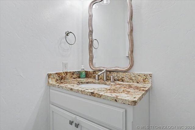 6133 E 138th Street S, Bixby, OK 74008