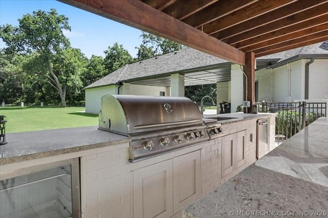6133 E 138th Street S, Bixby, OK 74008