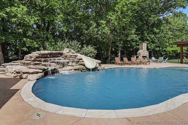 6133 E 138th Street S, Bixby, OK 74008