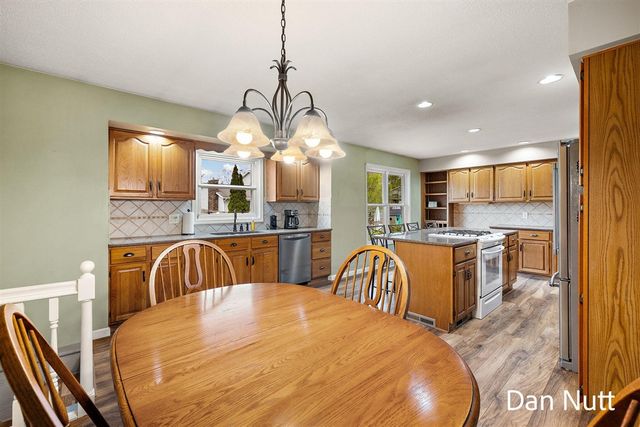 3321 Rockland Road, Muskegon, MI 49441