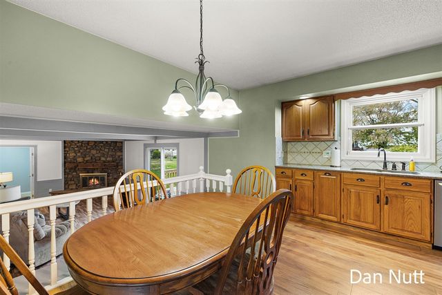 3321 Rockland Road, Muskegon, MI 49441
