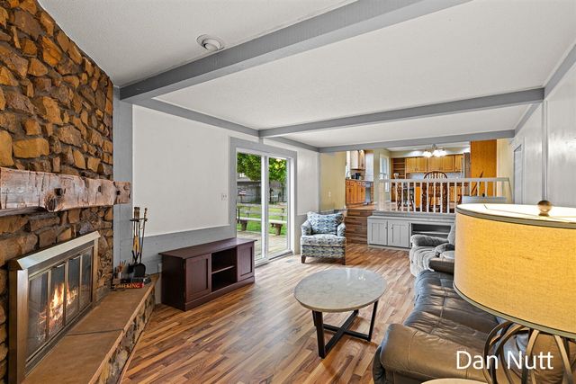 3321 Rockland Road, Muskegon, MI 49441