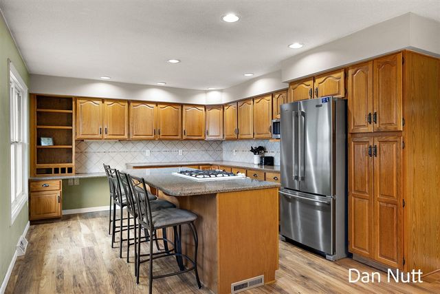 3321 Rockland Road, Muskegon, MI 49441