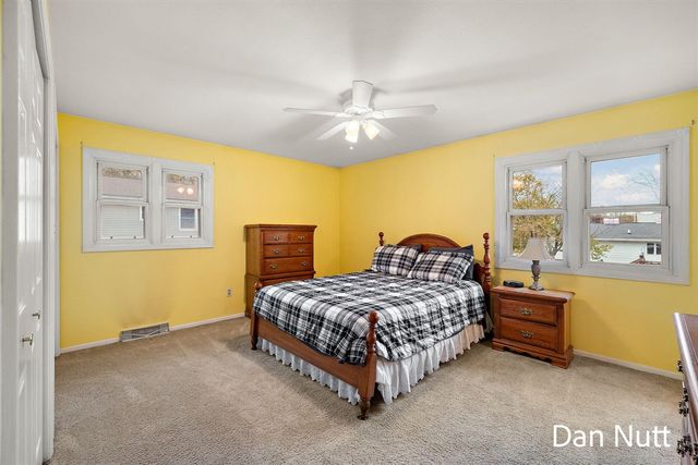3321 Rockland Road, Muskegon, MI 49441