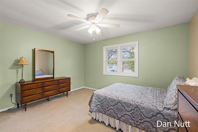 3321 Rockland Road, Muskegon, MI 49441