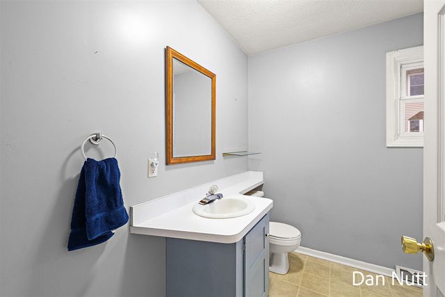 3321 Rockland Road, Muskegon, MI 49441