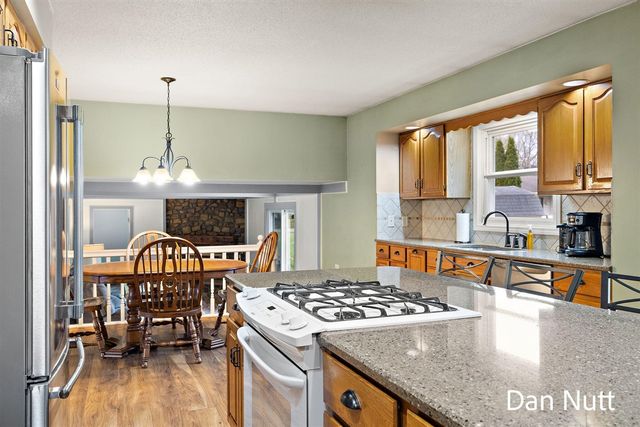 3321 Rockland Road, Muskegon, MI 49441