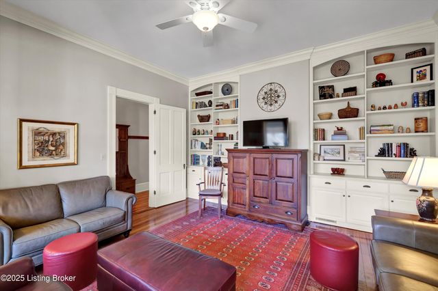 1517 Rufer Ave, Louisville, KY 40204