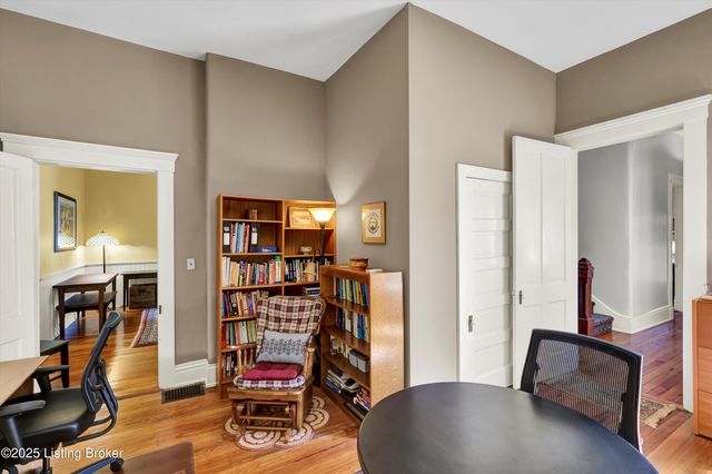 1517 Rufer Ave, Louisville, KY 40204