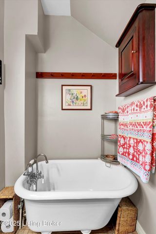 1517 Rufer Ave, Louisville, KY 40204