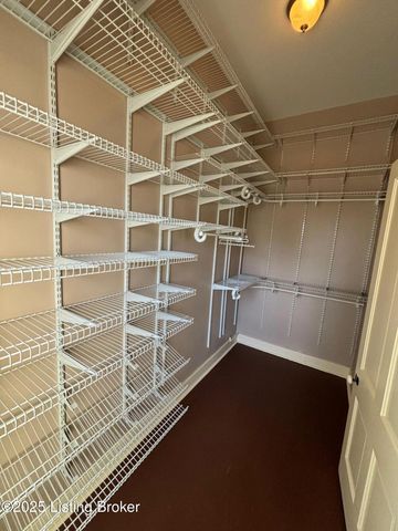 1517 Rufer Ave, Louisville, KY 40204