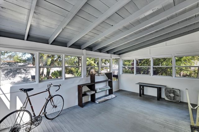 1517 Rufer Ave, Louisville, KY 40204