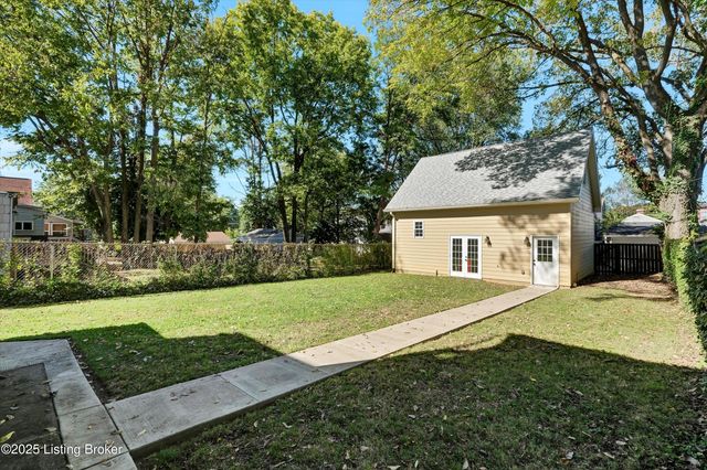 1517 Rufer Ave, Louisville, KY 40204