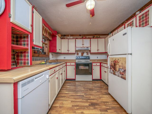 36 Teaberry Lane, Wellington, KY 40387