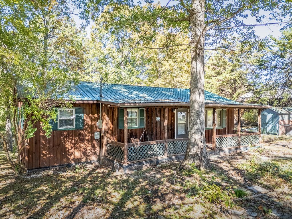 36 Teaberry Lane, Wellington, KY 40387
