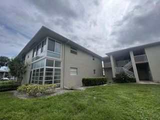 26 Lake Vista Trail 202, Port St Lucie, FL 34952