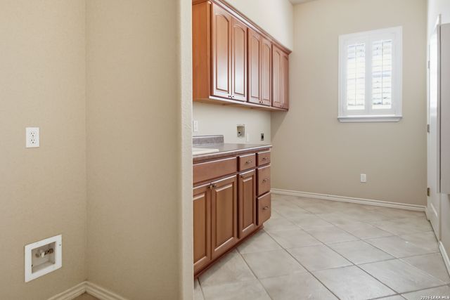 1116 Stagecoach Trl, San Marcos, TX 78666
