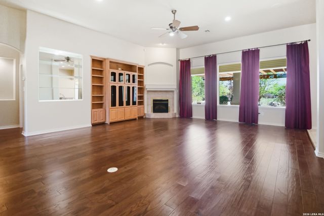 1116 Stagecoach Trl, San Marcos, TX 78666