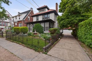 20 75TH ST, North Bergen, NJ 07047