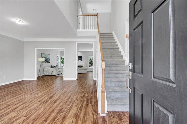 1120 Northpoint Trace, Roswell, GA 30076