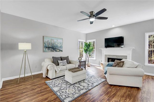 1120 Northpoint Trace, Roswell, GA 30076