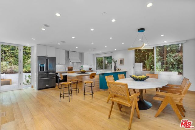 2129 Redcliff Street, Los Angeles, CA 90039