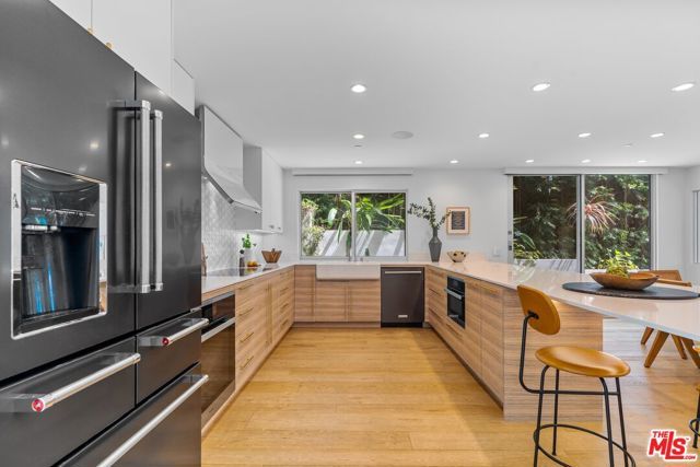2129 Redcliff Street, Los Angeles, CA 90039