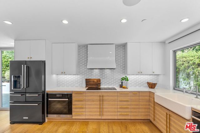 2129 Redcliff Street, Los Angeles, CA 90039