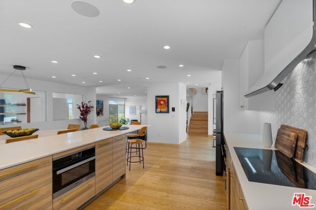 2129 Redcliff Street, Los Angeles, CA 90039