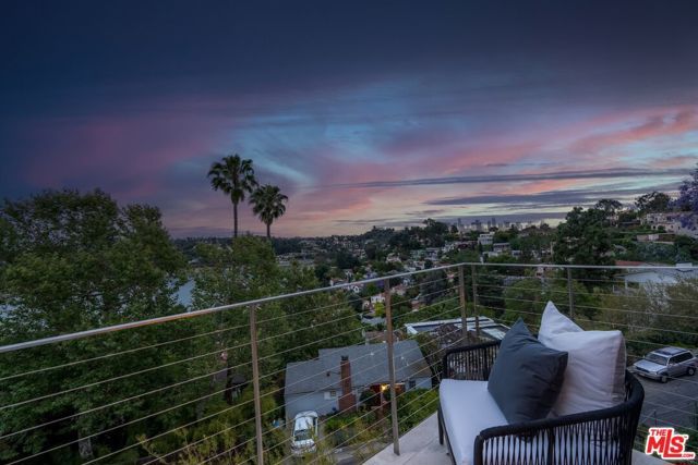 2129 Redcliff Street, Los Angeles, CA 90039