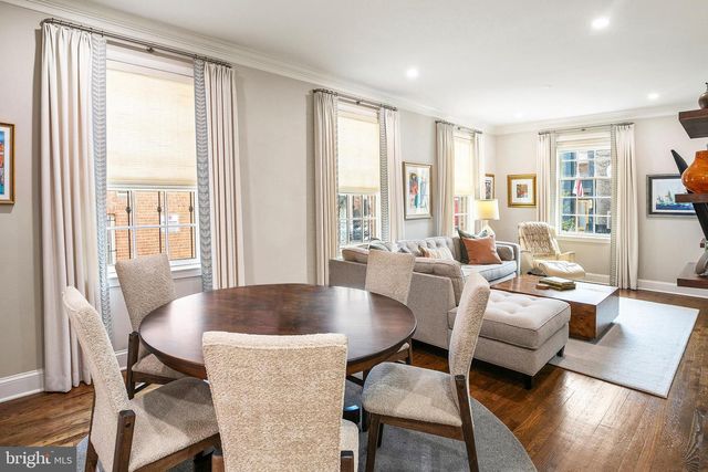 3323 RESERVOIR RD NW, Washington, DC 20007