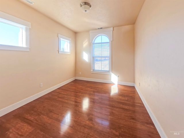 12773 W Engelmann Dr, Boise, ID 83713