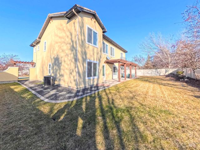12773 W Engelmann Dr, Boise, ID 83713