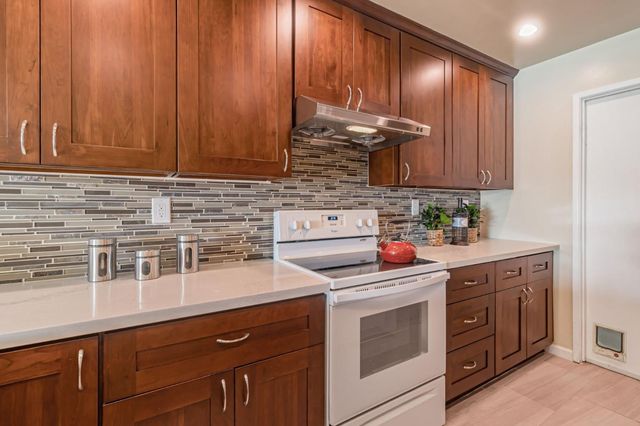 508 Fathom Drive, San Mateo, CA 94404