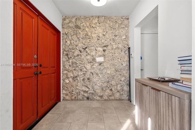 1561 Bird Rd, Coral Gables, FL 33146