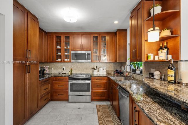 1561 Bird Rd, Coral Gables, FL 33146