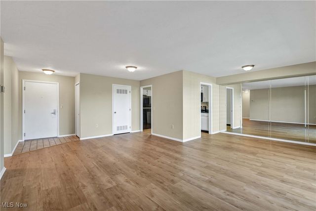 12550 Lake Avenue 802, Lakewood, OH 44107