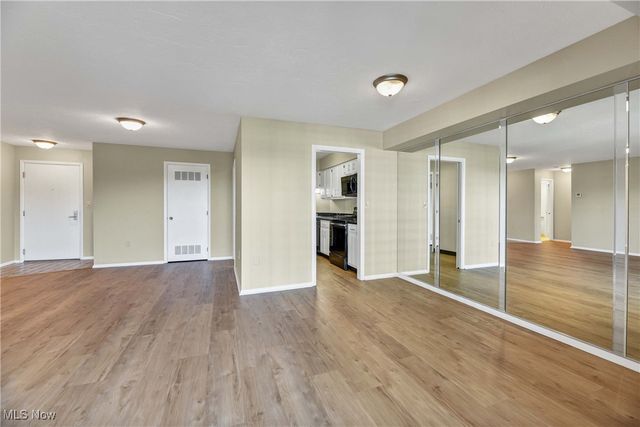 12550 Lake Avenue 802, Lakewood, OH 44107