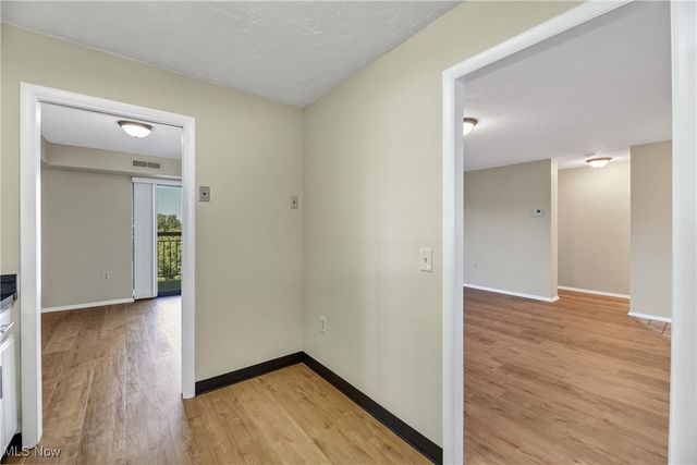 12550 Lake Avenue 802, Lakewood, OH 44107