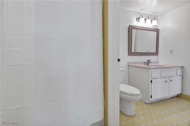 12550 Lake Avenue 802, Lakewood, OH 44107