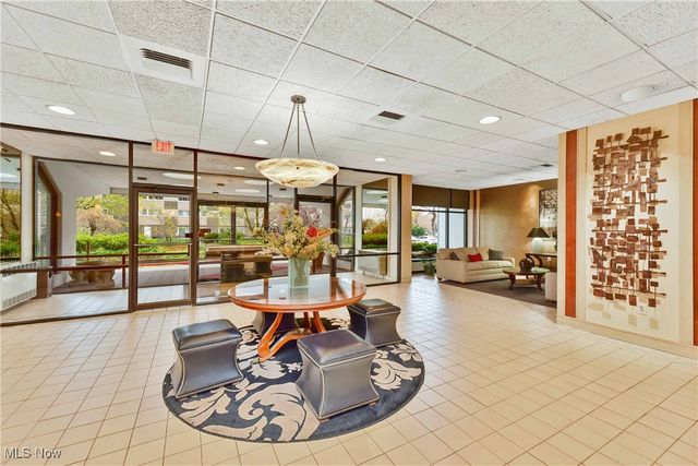 12550 Lake Avenue 802, Lakewood, OH 44107