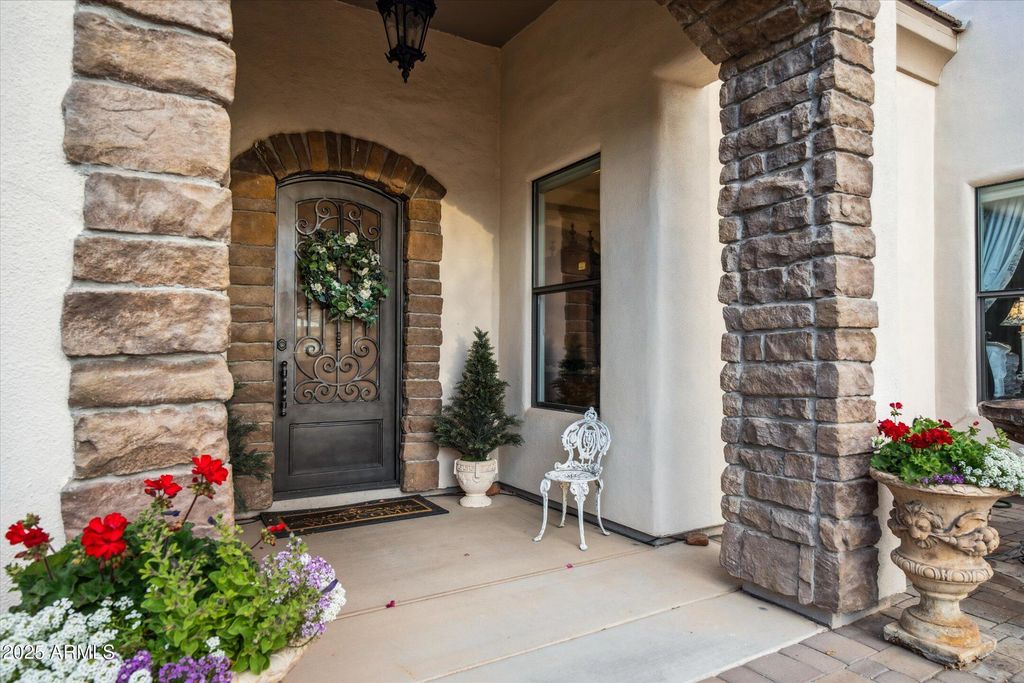 619 N SUN Road, Apache Junction, AZ 85119 — photo 4