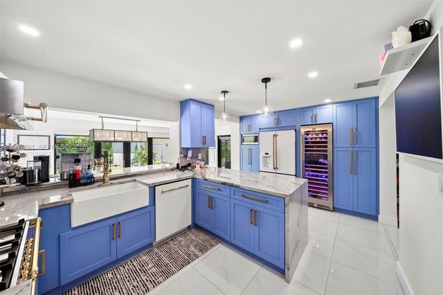 269 NE 104th St, Miami Shores, FL 33138