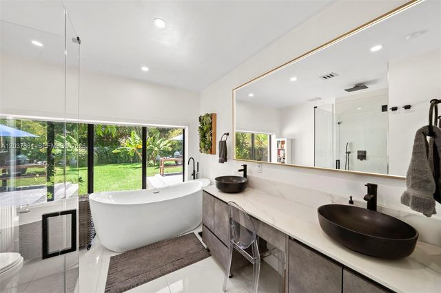 269 NE 104th St, Miami Shores, FL 33138