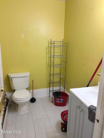 318 1st Street, Albany, NY 12206