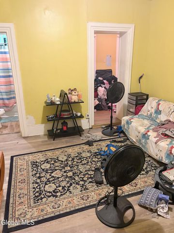 318 1st Street, Albany, NY 12206