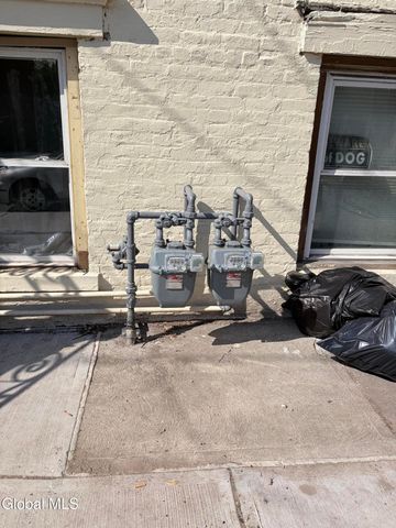 318 1st Street, Albany, NY 12206