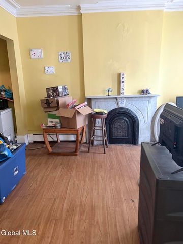 318 1st Street, Albany, NY 12206